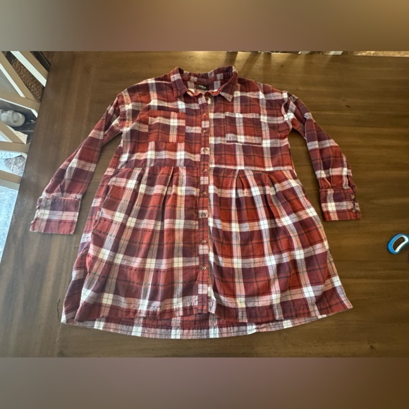 Vici Dresses & Skirts - Vici Red Plaid Cotton Dress with Pockets Size Medium